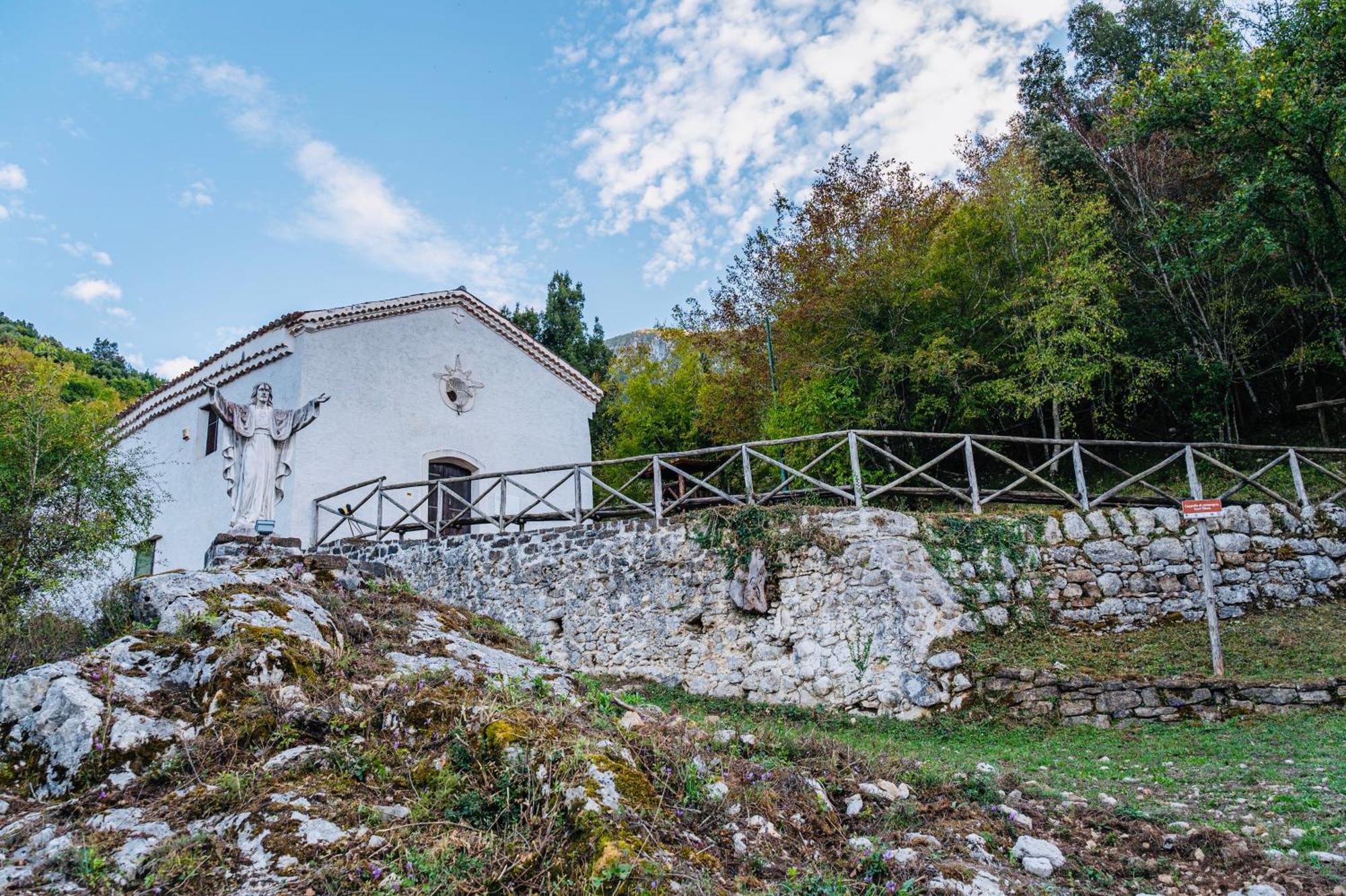 Piazza Laurino Apartments Basic Excursions Alto Cilento Pellegrinaggio Giubilare Kültér fotó