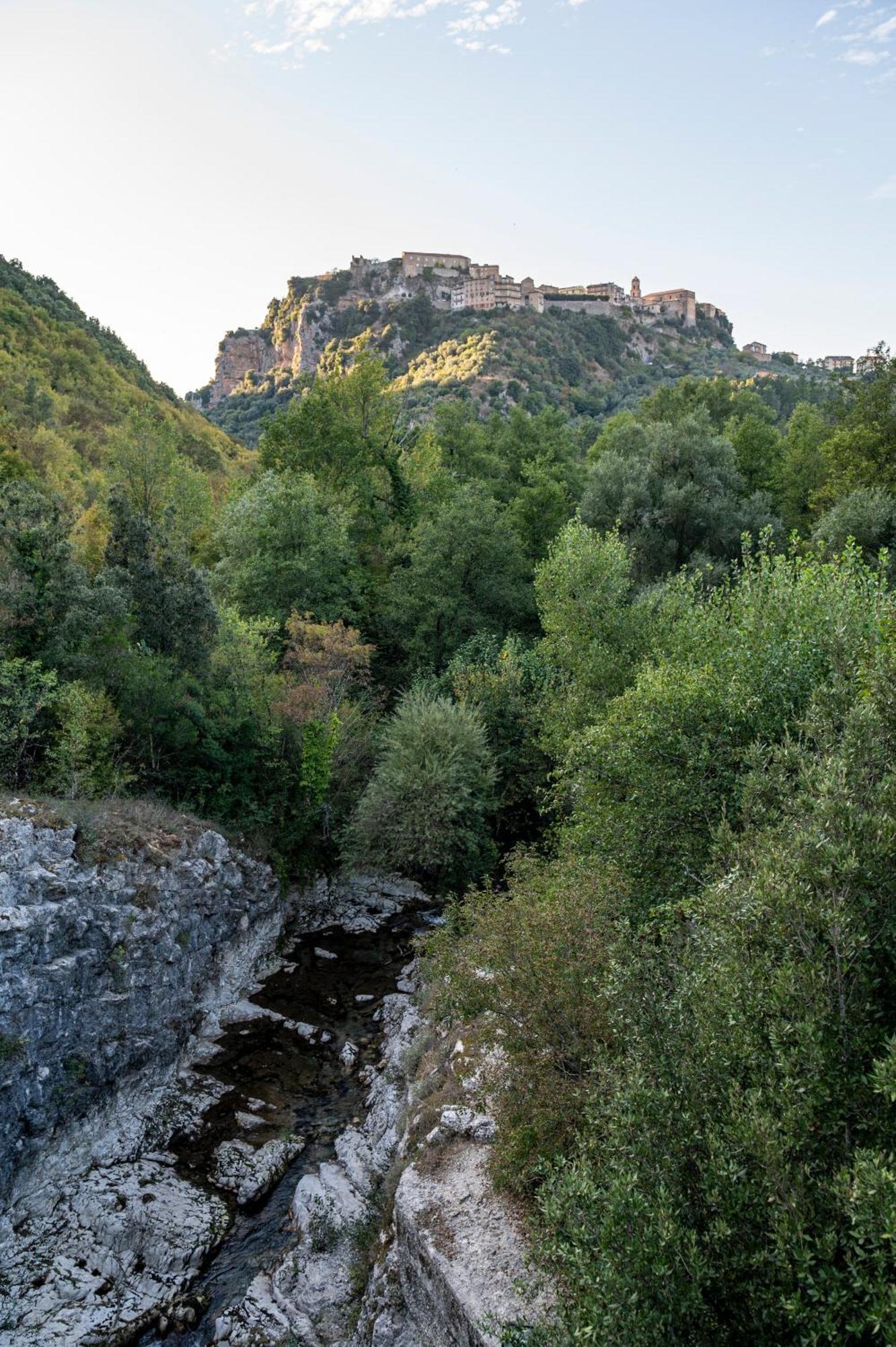 Piazza Laurino Apartments Basic Excursions Alto Cilento Pellegrinaggio Giubilare Kültér fotó