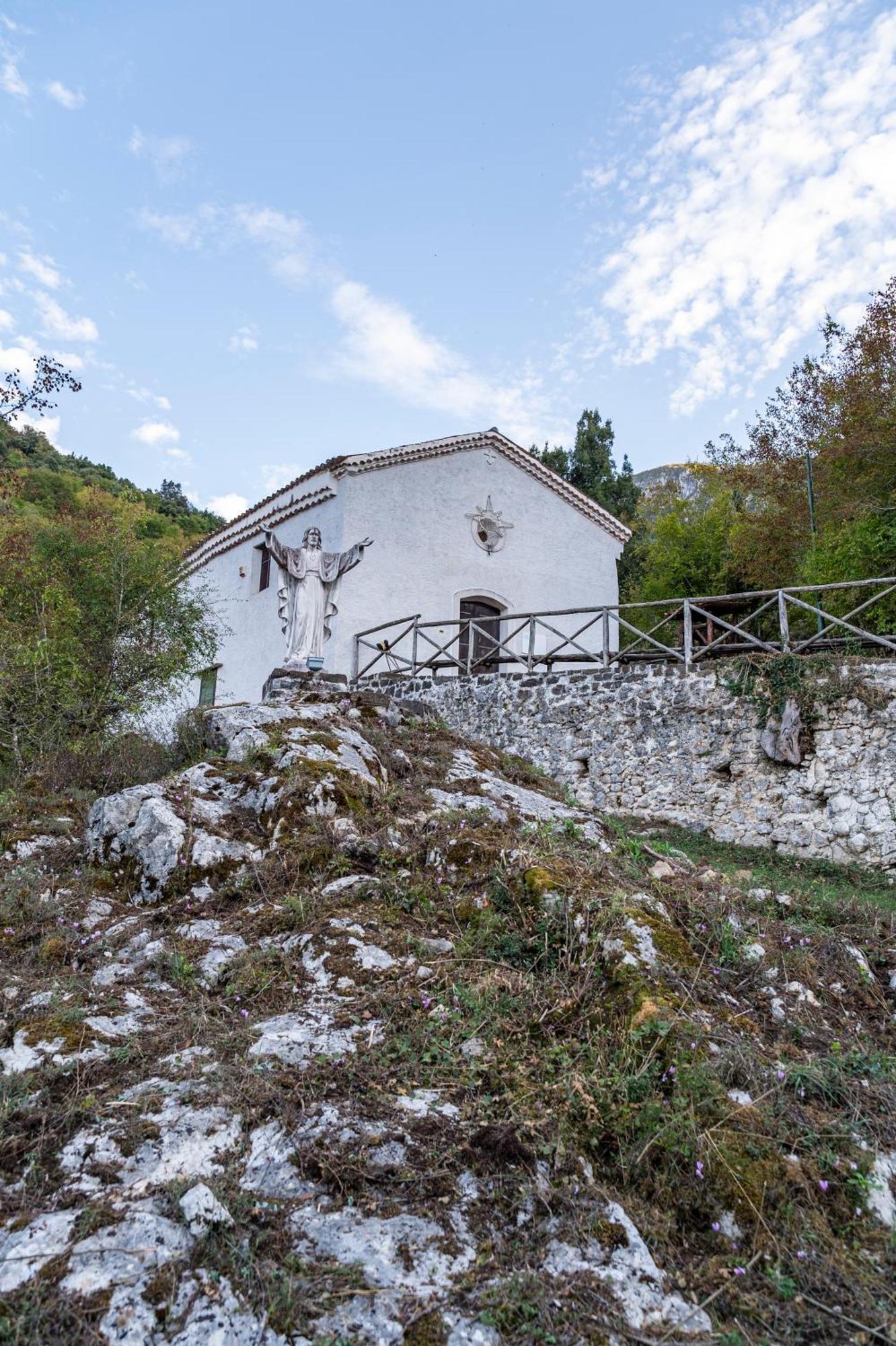 Piazza Laurino Apartments Basic Excursions Alto Cilento Pellegrinaggio Giubilare Kültér fotó