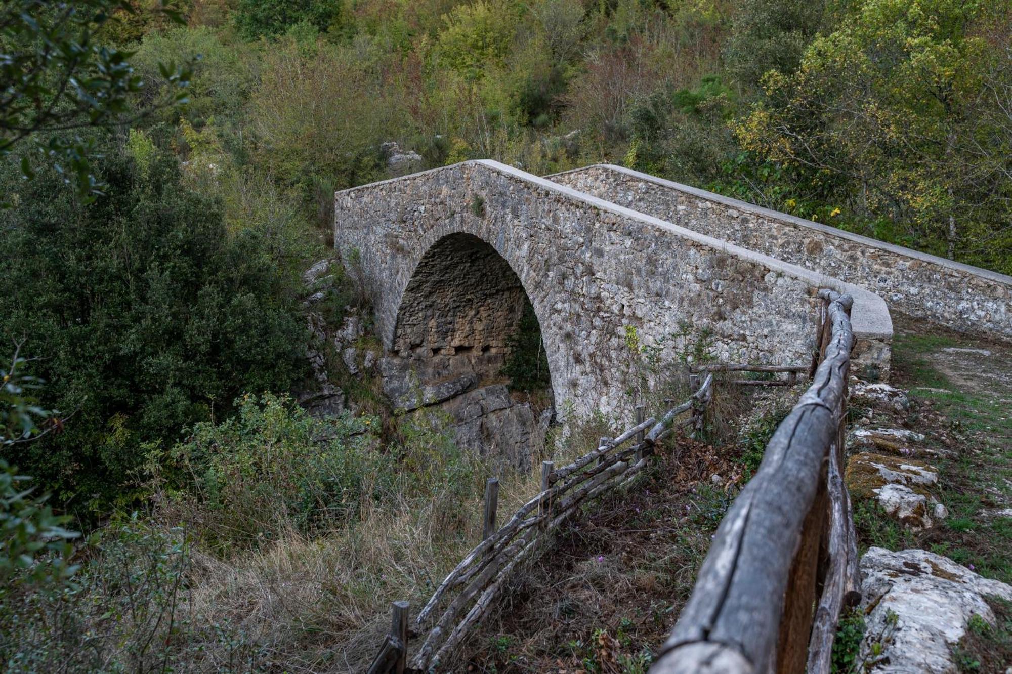 Piazza Laurino Apartments Basic Excursions Alto Cilento Pellegrinaggio Giubilare Kültér fotó